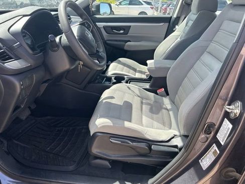 Used 2017 Honda CR-V LX image 5