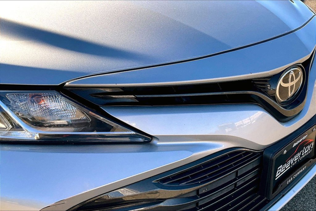 Used 2018 Toyota Camry LE FWD image 32