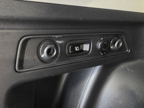 Used 2022 Subaru Forester Limited image 47