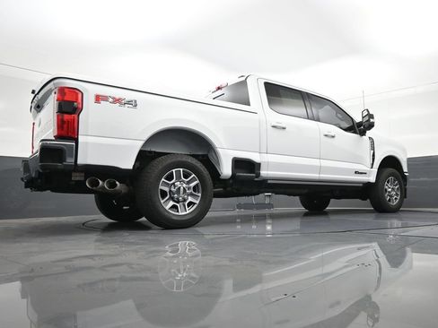Used 2023 Ford F250 Lariat w/ Lariat Ultimate Package AWD/4WD image 27