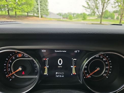 Used 2021 Jeep Wrangler Unlimited Sport AWD/4WD image 23