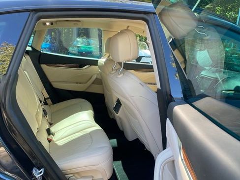 Used 2022 Maserati Levante GT image 40