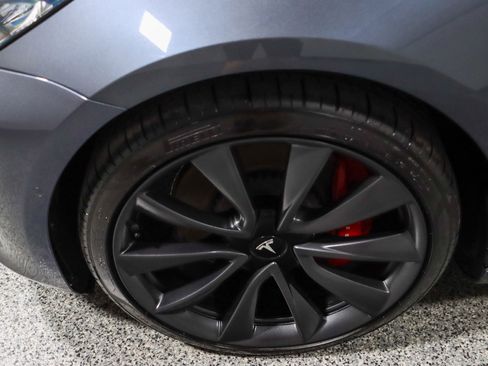 Used 2020 Tesla Model 3 Performance image 11