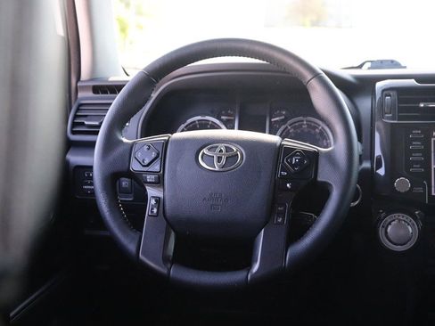 Used 2021 Toyota 4Runner TRD Off-Road Premium AWD/4WD image 23