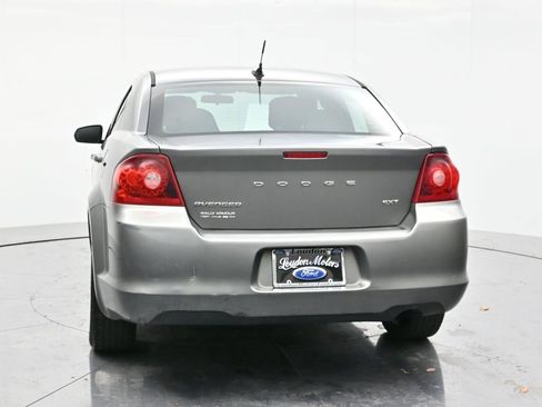 Used 2012 Dodge Avenger SXT image 6