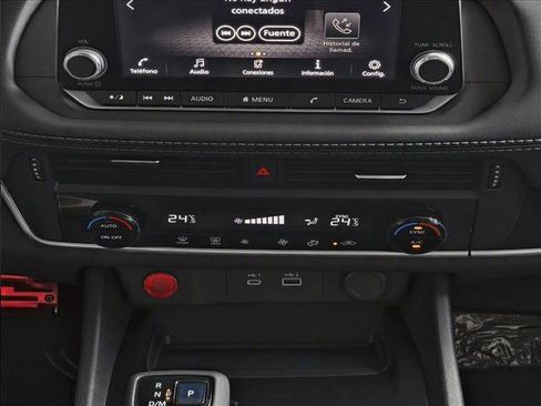 Used 2021 Nissan Rogue SV FWD image 19