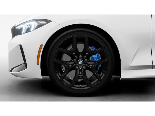 New 2026 BMW 330i Sedan w/ M Sport Package RWD image 7