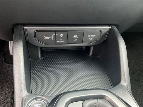 Used 2025 Kia K4 FWD image 15