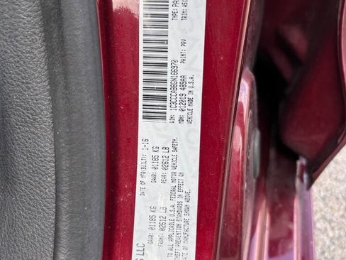 Used 2016 Chrysler 200 Limited image 11