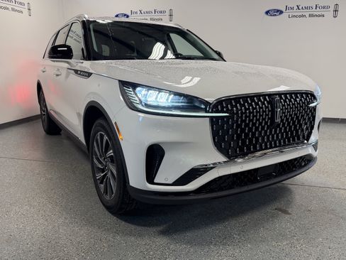 New 2026 Lincoln Aviator AWD image 33