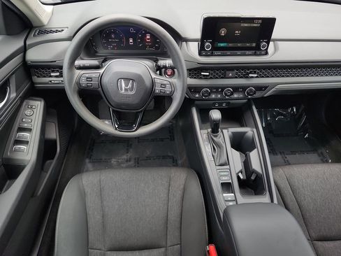 Used 2024 Honda Accord EX image 19