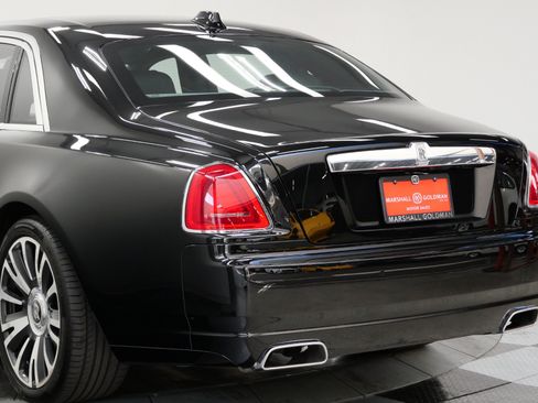 Used 2019 Rolls-Royce Ghost Extended Wheelbase RWD image 54