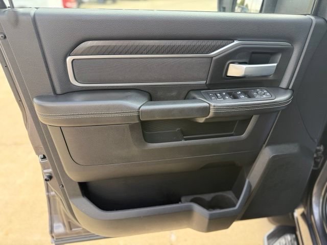 Used 2025 RAM 2500 Big Horn AWD/4WD image 9