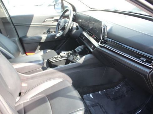 Used 2023 Kia Sportage EX AWD/4WD image 35