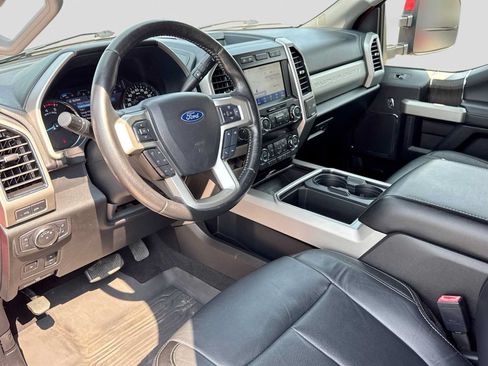 Used 2020 Ford F250 Lariat w/ Lariat Ultimate Package AWD/4WD image 2
