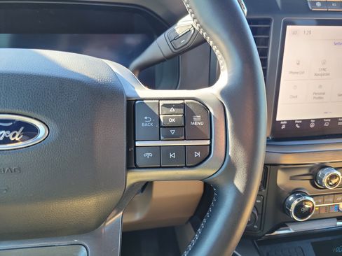 Used 2024 Ford F250 Lariat w/ Sport Appearance Package image 13