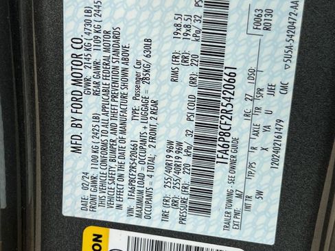 Used 2024 Ford Mustang GT Premium image 32