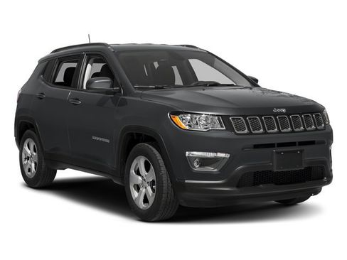 Used 2017 Jeep Compass Limited AWD/4WD image 9