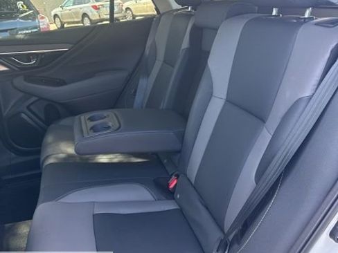 Certified 2025 Subaru Outback Onyx Edition AWD/4WD image 28