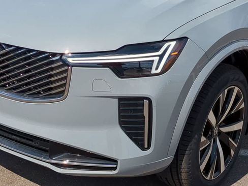 New 2026 Volvo XC90 B5 Core AWD/4WD image 10