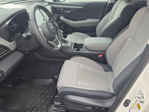 Certified 2025 Subaru Outback Premium AWD/4WD image 18