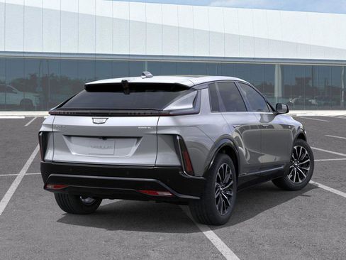 New 2025 Cadillac Lyriq Sport image 5