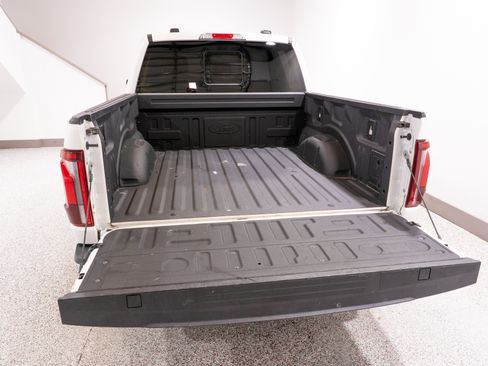 Used 2024 Ford F150 Lariat w/ Equipment Group 502A High AWD/4WD image 11