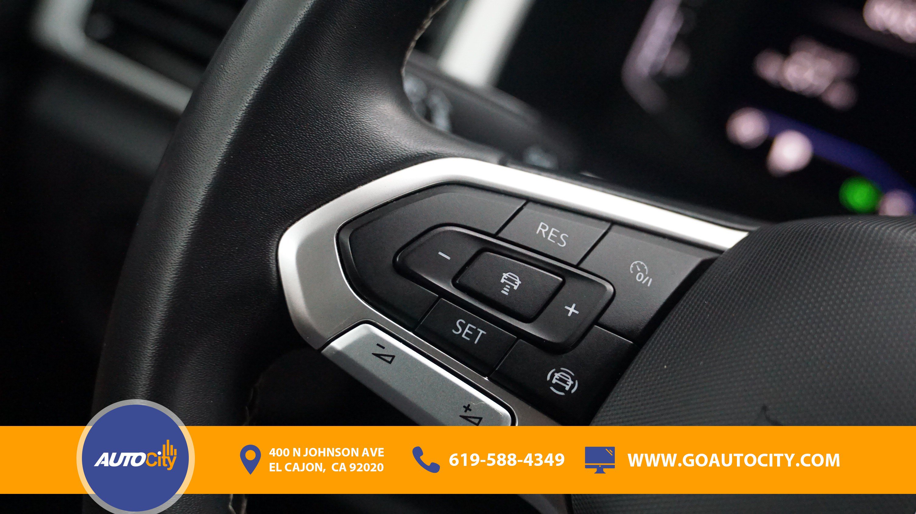 Used 2022 Volkswagen Atlas Cross Sport SE FWD image 21