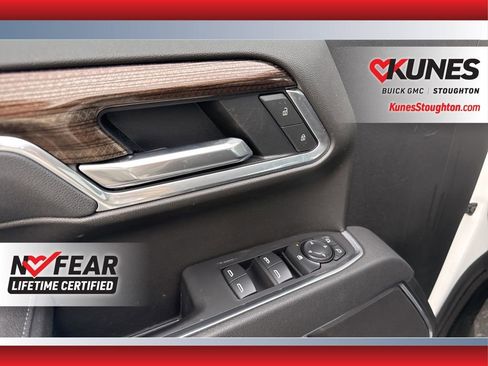 Used 2025 Chevrolet Silverado 1500 LT image 21