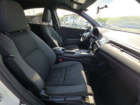 Used 2021 Honda HR-V Sport image 6