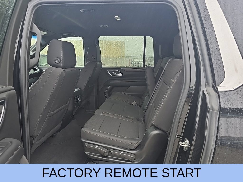 Used 2024 Chevrolet Suburban LS AWD/4WD image 15
