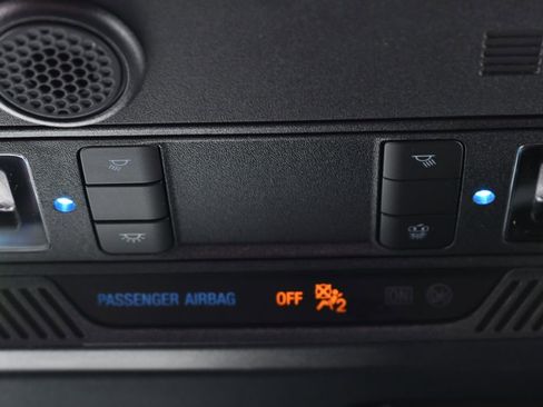 New 2025 Ford Bronco Badlands image 35