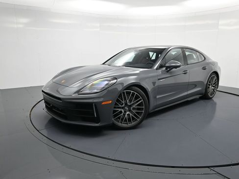 New 2026 Porsche Panamera 4 image 1