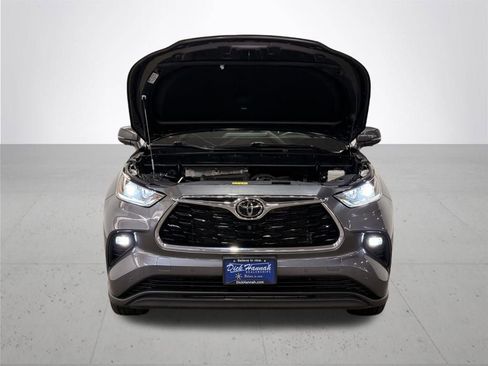 Used 2023 Toyota Highlander Limited AWD/4WD image 5