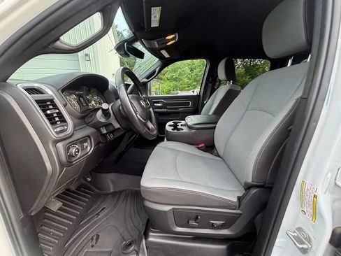 Used 2024 RAM 3500 Big Horn AWD/4WD image 15