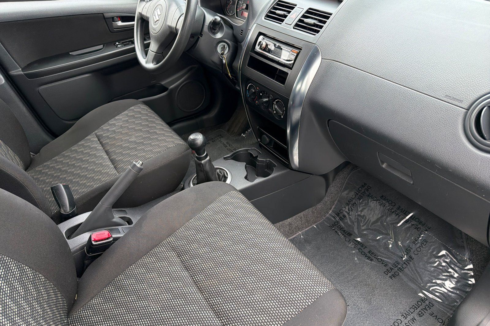 Used 2008 Suzuki SX4 Hatchback FWD image 13
