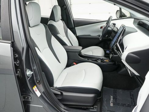 Used 2019 Toyota Prius Limited w/ Premium Convenience Package image 24