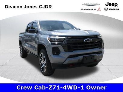 Used 2024 Chevrolet Colorado Z71 w/ Z71 Convenience Package 2