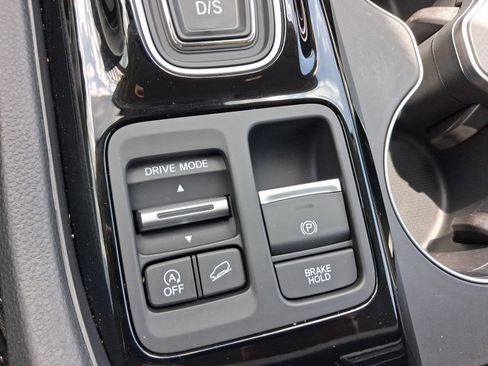 Used 2025 Honda Pilot EX-L image 30