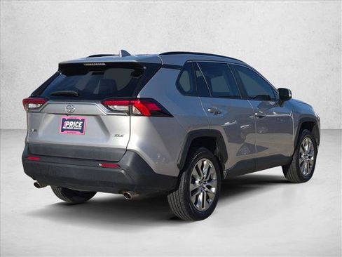 Certified 2023 Toyota RAV4 XLE Premium FWD image 5