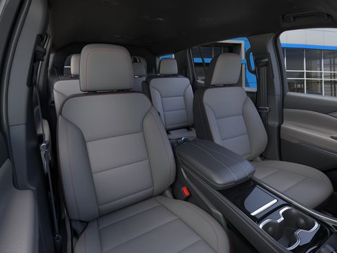 New 2026 Chevrolet Traverse LT FWD image 16