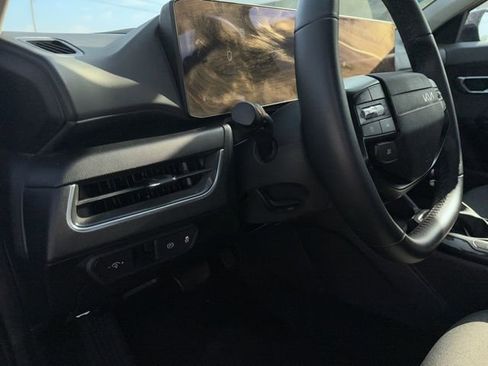 Used 2025 Kia K4 EX FWD image 29