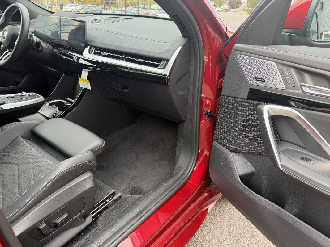Used 2025 BMW X2 xDrive28i w/ Premium Package AWD/4WD image 56