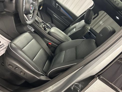 New 2026 Buick Enclave Sport Touring w/ Power Package AWD/4WD image 10