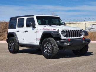 Used 2024 Jeep Wrangler Rubicon w/ Convenience Group video 3