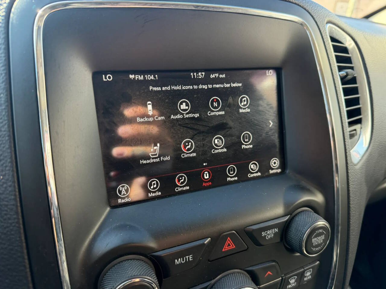Used 2018 Dodge Durango SXT w/ 3rd Row Seating Group AWD/4WD image 17