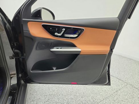 Certified 2026 Mercedes-Benz GLC 300 image 19