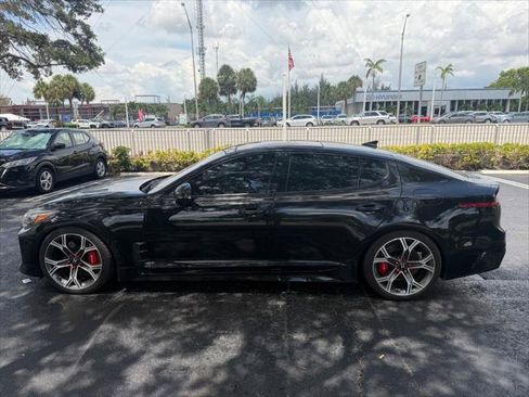 Used 2018 Kia Stinger GT1 RWD image 6