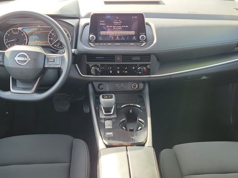 Certified 2025 Nissan Rogue S FWD image 12