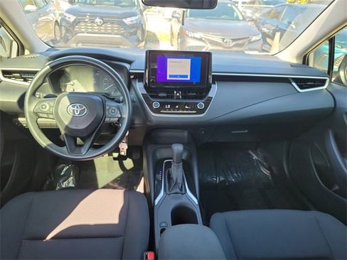 Used 2025 Toyota Corolla LE image 8